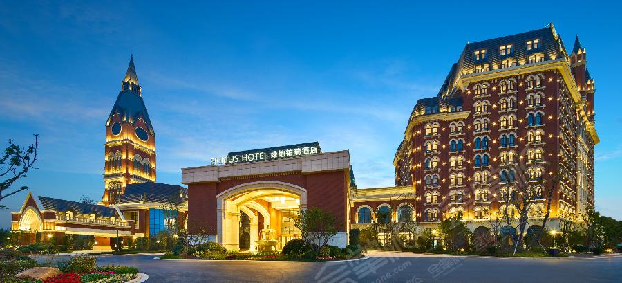 武汉五星级酒店最大容纳1200人的会议场地|武汉绿地铂瑞酒店的价格与联系方式