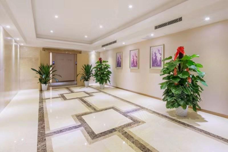 长沙商务型酒店最大容纳200人的会议场地|麗枫酒店星沙地铁站店的价格与联系方式