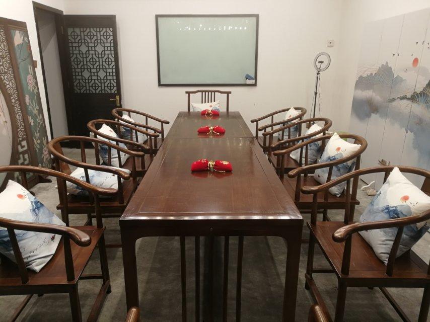 北京会所空间最大容纳12人的会议场地|古风10人间小会议室的价格与联系方式